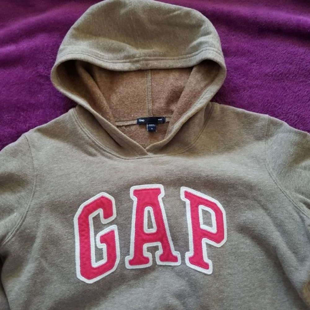 GAP hoodie